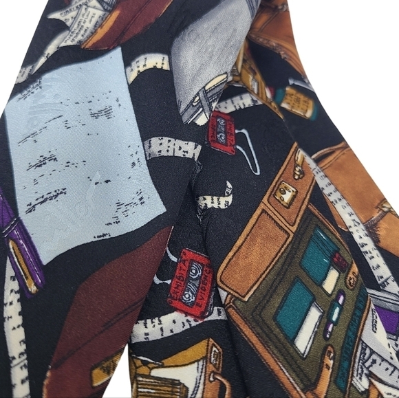 Nicole Miller | Men’s Vintage Working Man's Silk Briefcase Themed Tie (One Size) - Picture 7 of 11
